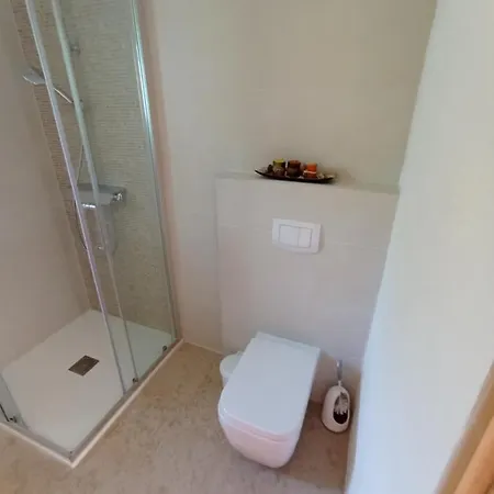 Small Old House Casa di campagna Nedeščina